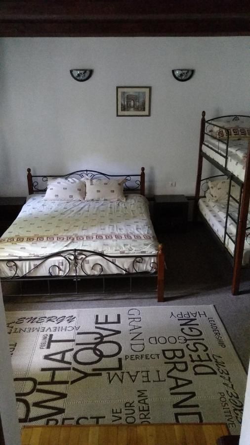 Апартаменты Cozy apart in Lviv center Львов-11